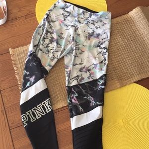 VS PINK ULTIMATE LEGGINGS SMALL